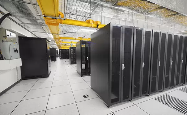 在面对安全威胁时,服务器技术支持如何帮助加强安全防护?-好主机测评网